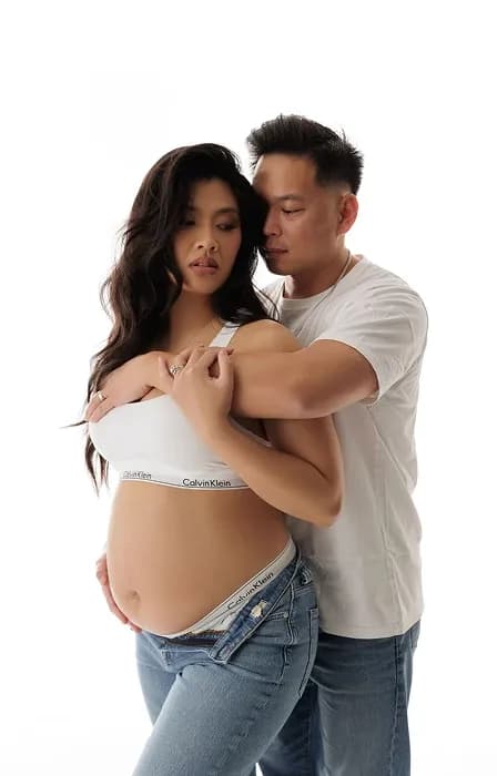 Maternity & family portfolio — Natalie Vell Studio